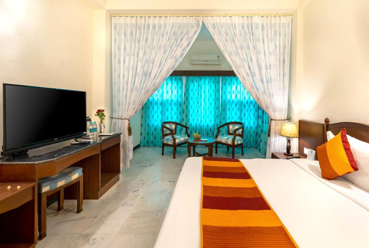 Sarovar - Lake Facing Boutique Hotel On Lake Pichola Ουνταϊπούρ Εξωτερικό φωτογραφία