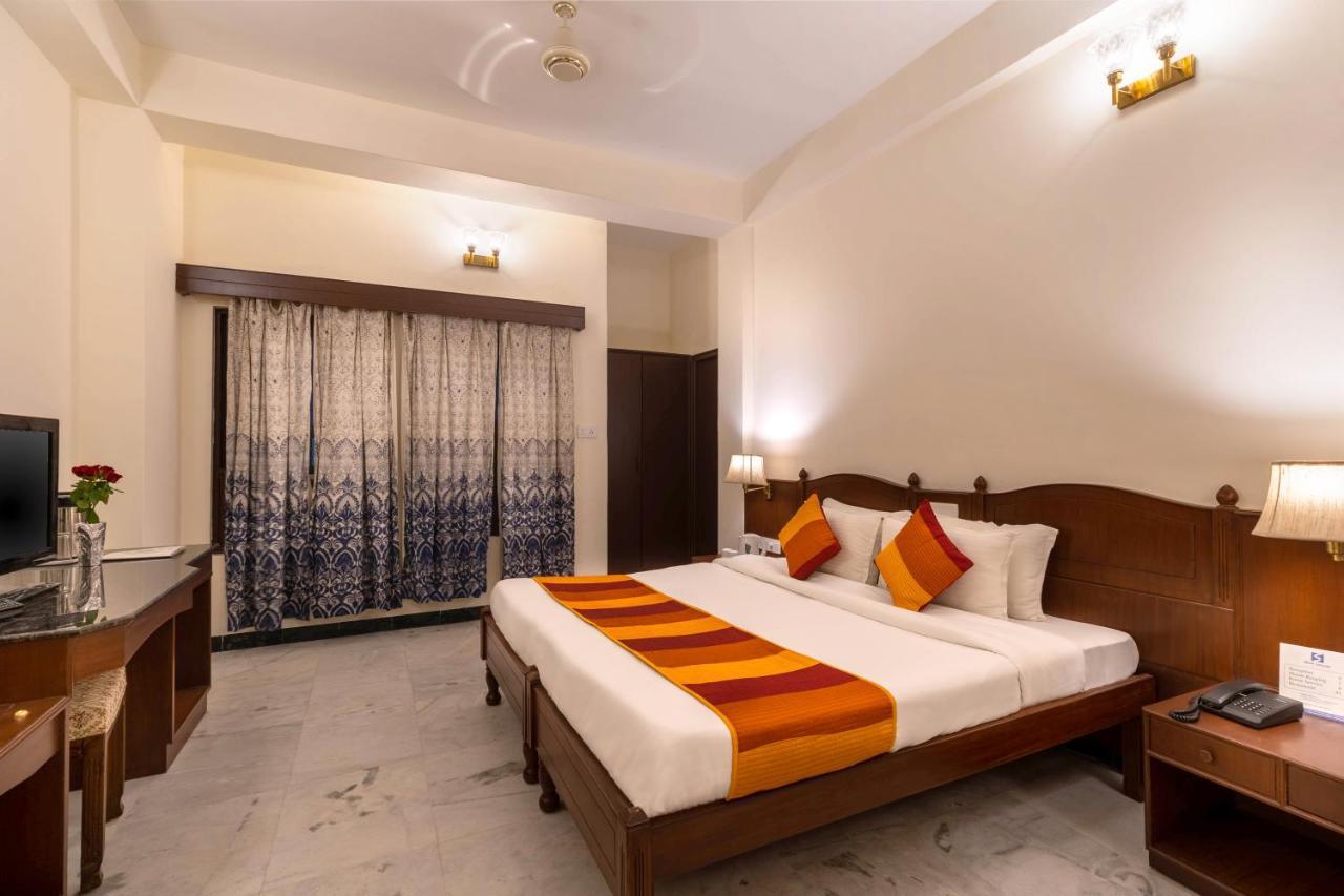 Sarovar - Lake Facing Boutique Hotel On Lake Pichola Ουνταϊπούρ Εξωτερικό φωτογραφία
