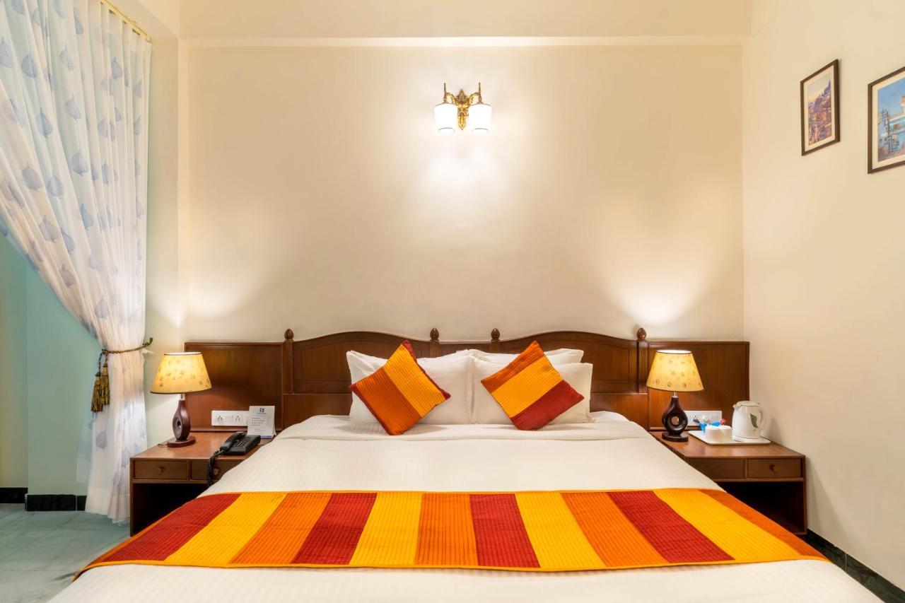 Sarovar - Lake Facing Boutique Hotel On Lake Pichola Ουνταϊπούρ Εξωτερικό φωτογραφία
